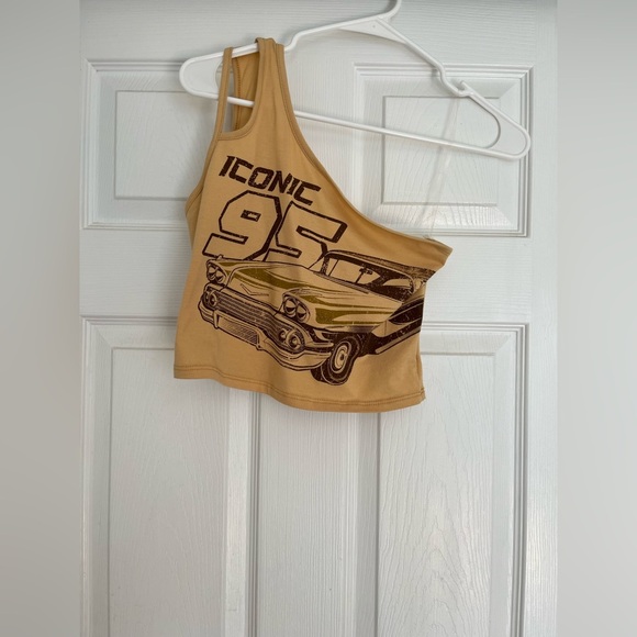 Tan One-Shoulder 95 Iconic Car Graphic Crop Top Size Large - Picture 5 of 10
